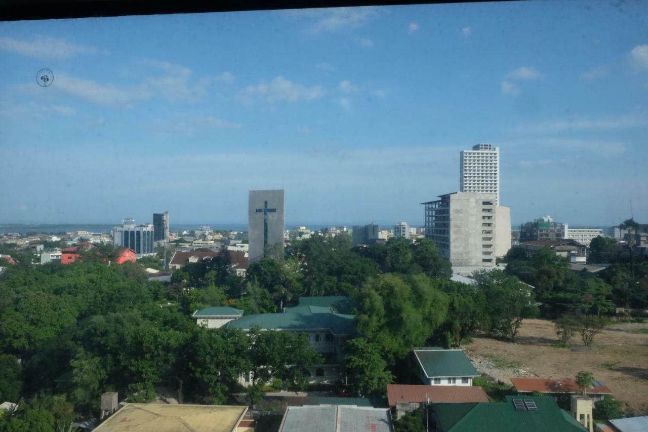 Horizons 101 - Panoramic View By St. Therese Cebu Exterior photo