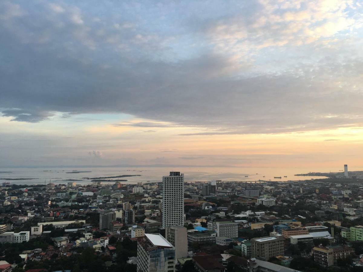 Horizons 101 - Panoramic View By St. Therese Cebu Exterior photo